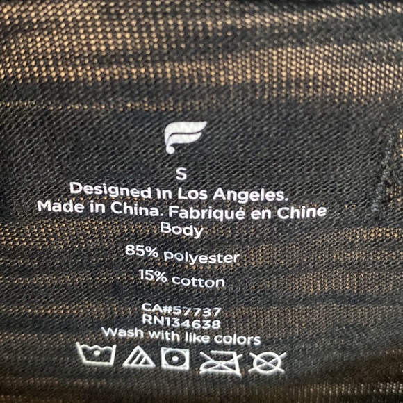 (A2) Fabletics The Front Row Graphic Tee, Size Small , NEW - Picture 5 of 11